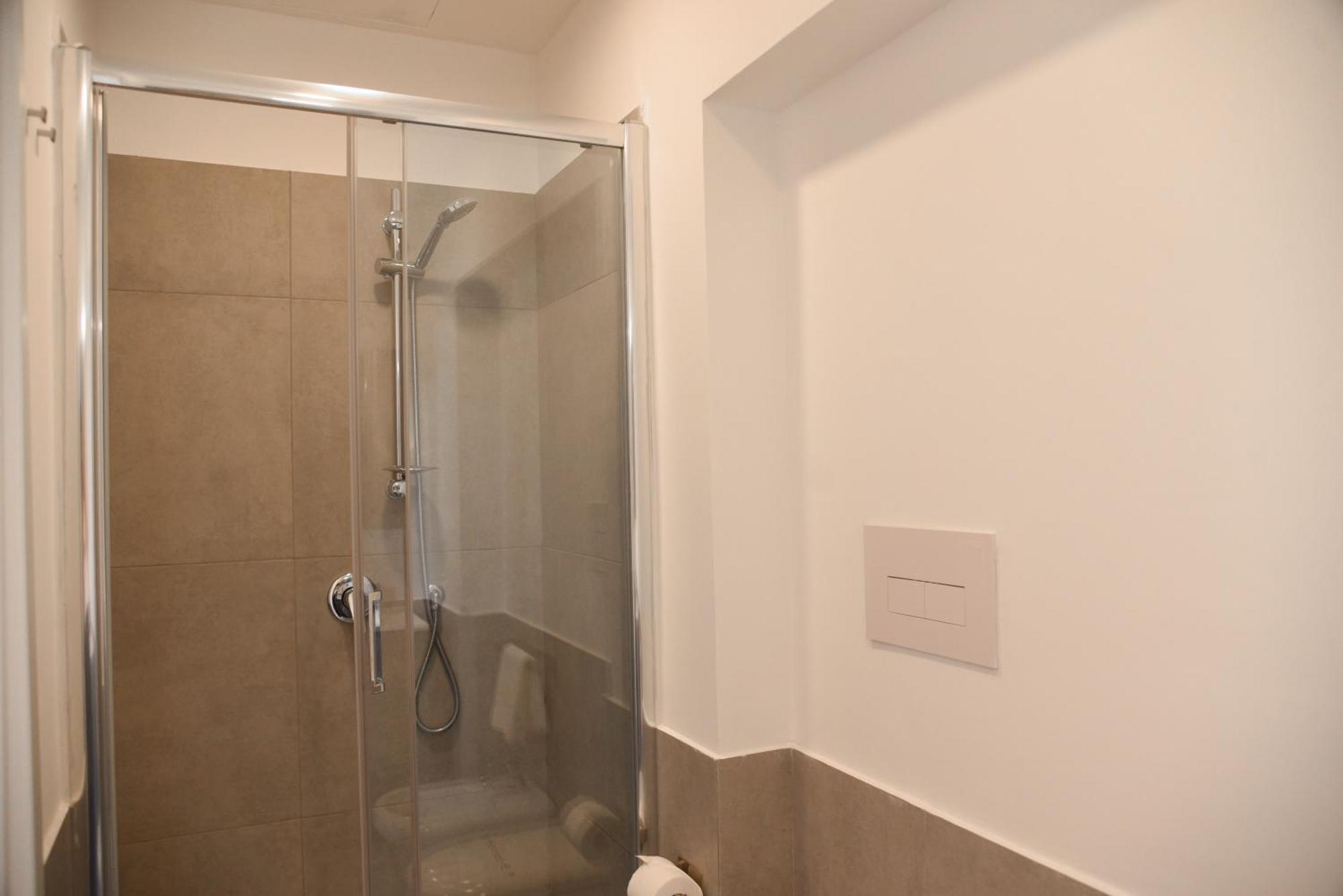 Downtown Umberto 74 Apartman Nápoly Kültér fotó