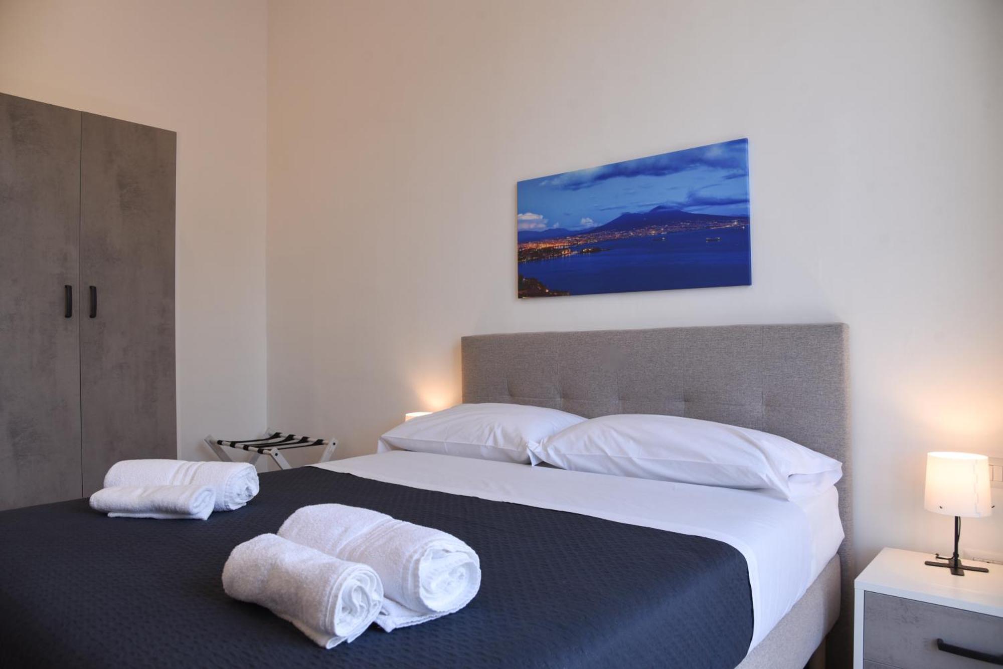Downtown Umberto 74 Apartman Nápoly Kültér fotó