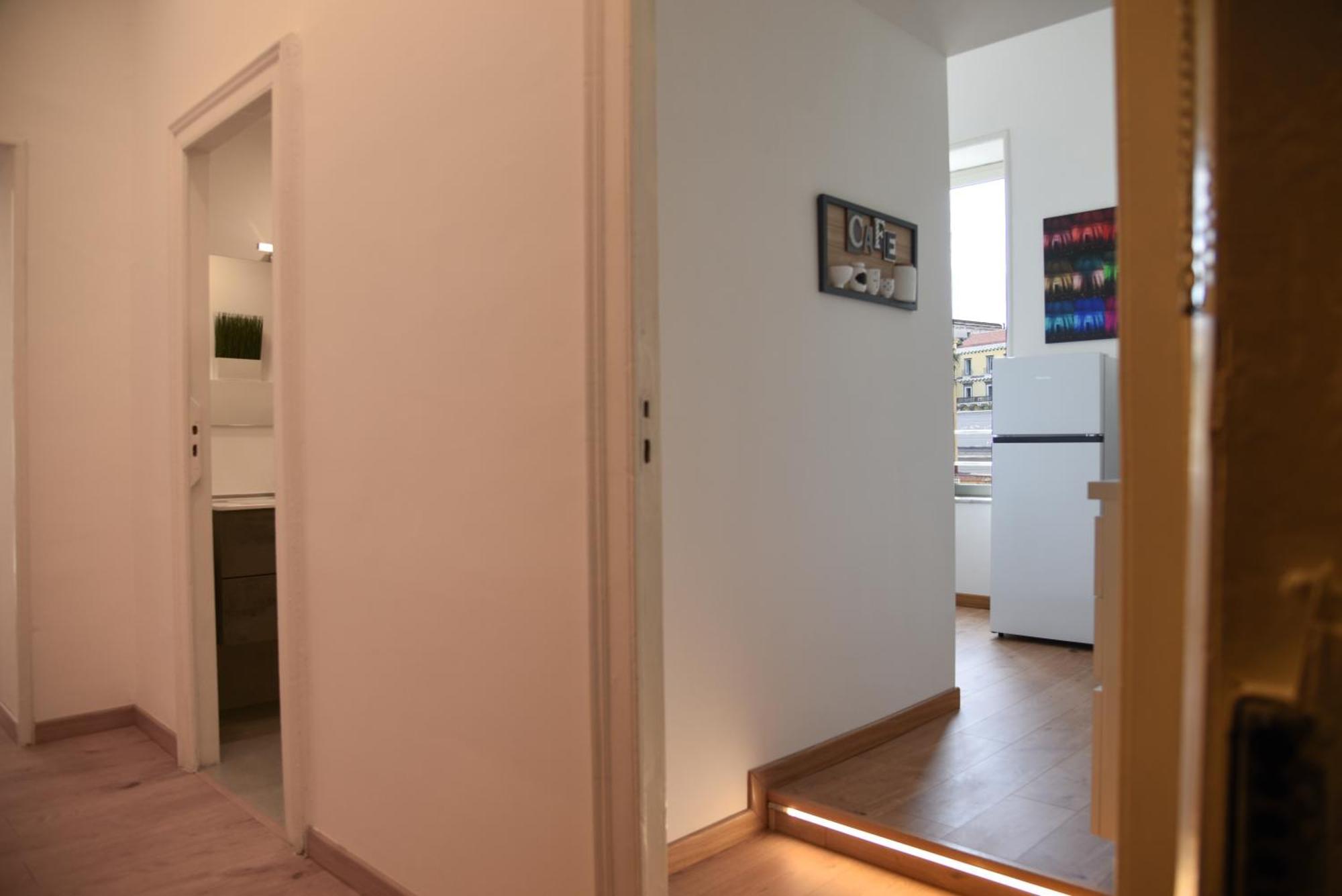 Downtown Umberto 74 Apartman Nápoly Kültér fotó